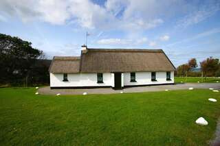 Дома для отпуска Ballyvaughan Cottages Балливон Дом с 4 спальнями-7