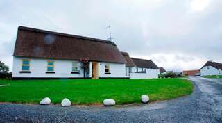 Дома для отпуска Ballyvaughan Cottages Балливон Дом с 3 спальнями-9